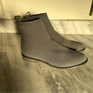 Like new Eileen Fisher Jude recycled stretch knit bootie